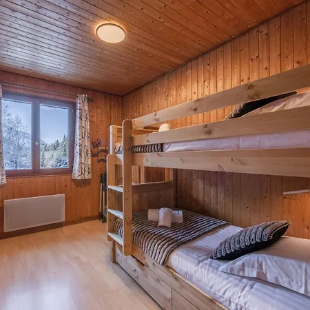 Chalet Familial Avec Wifi Et Parking Près D'argentière - Fr-1-343-258 Chamonix