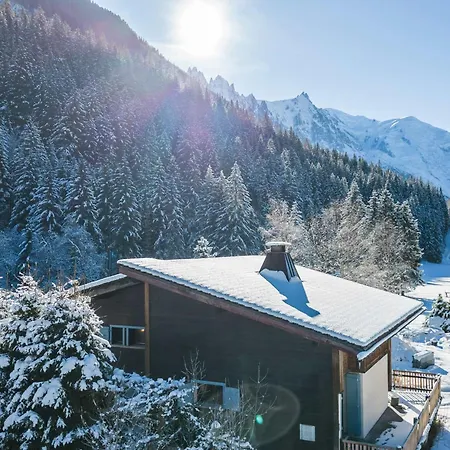 Chalet Familial Avec Wifi Et Parking Près D'argentière - Fr-1-343-258