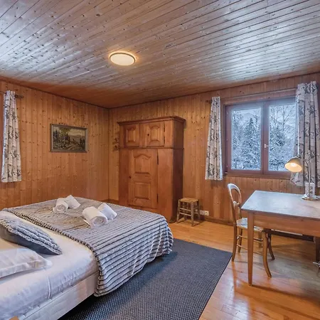 Chalet Familial Savoyard Pres Du Mont-blanc - Accueille 10 Pers. - Fr-1-343-258 *